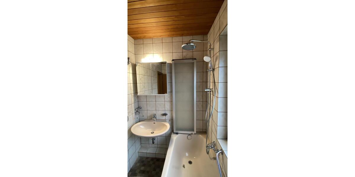 Modernisierte 4-Zimmer-Wohnung für Familien in Sennestadt 4 zimmer