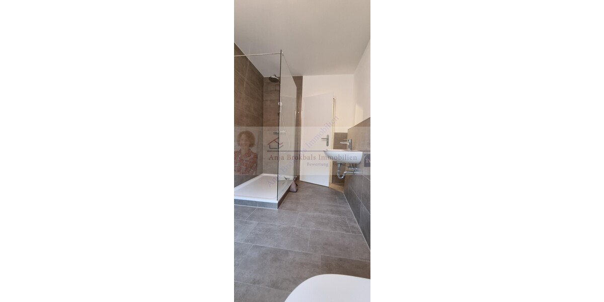 Gütersloh: Erdgeschoss mit Garten und Garage in einem 2 Familienhaus, stadtnahe Lage am Grüngürtel - 4.5 Gütersloh Isselhorst | Angebot:20476906