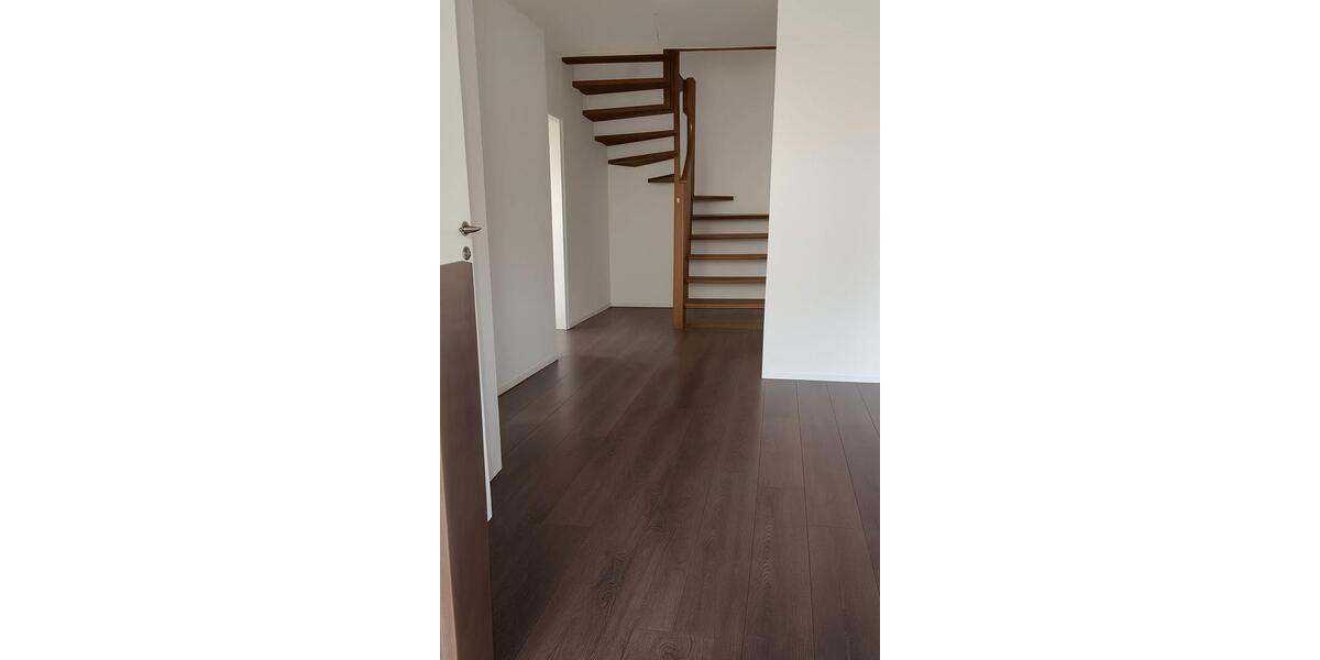 Maisonettenwohnung Bielefeld Jöllenbeck - 3 Zimmer, 115 m&sup2;, 1.150&euro; | Angebot:26332855