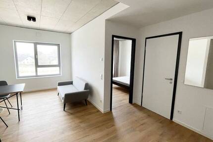 2 Zimmer-Apartment: Möbliertes Wohn- und Schlafzimmer, Einbauküche + Duschbad 2 zimmer