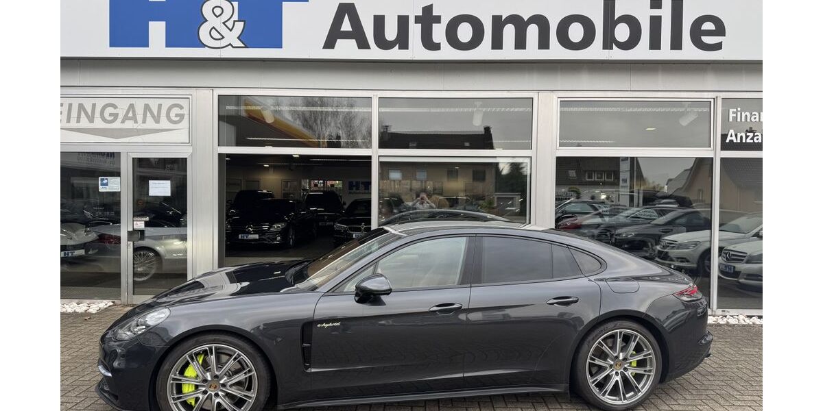 Porsche Panamera 97.500 km 57.950 &euro; Bielefeld 33649