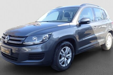 VW Tiguan 114.881 km 11.990 &euro; Löhne 32584