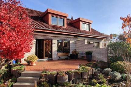 Haus Bielefeld Quelle - 5 Zimmer, 124 m&sup2;, 440.000&euro; | Angebot:25744692