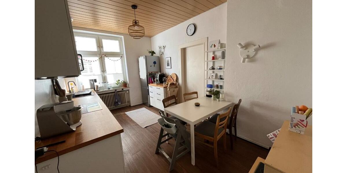 Erdgeschoßwohnung Bielefeld Mitte - 4 Zimmer, 103 m&sup2;, 820&euro; | Angebot:26409883