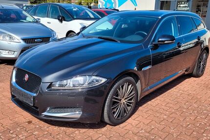 Jaguar XF 240.998 km 8.800 &euro; Halle (Westfalen) 33790
