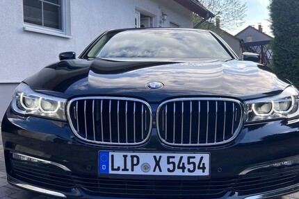 BMW 730