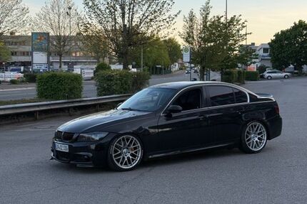 BMW 330 300.500 km 8.300 &euro; Leopoldshöhe 33818