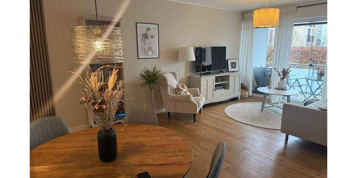 Etagenwohnung Bielefeld Innenstadt - 2 Zimmer, 74 m&sup2;, 890&euro; | Angebot:25537617