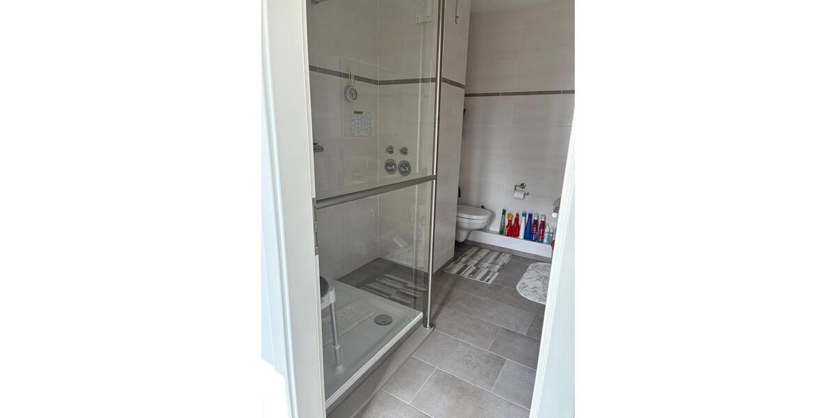 Etagenwohnung Oerlinghausen - 3 Zimmer, 75 m&sup2;, 800&euro; | Angebot:26147738