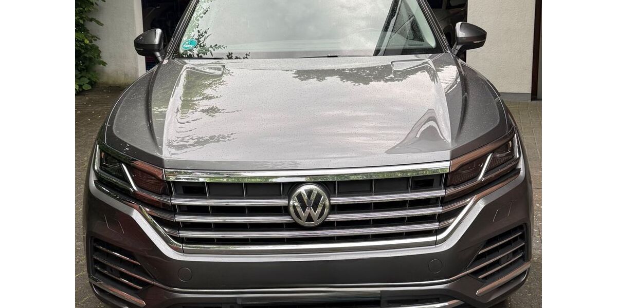VW Touareg 93.672 km 32.990 &euro; Hiddenhausen 32120