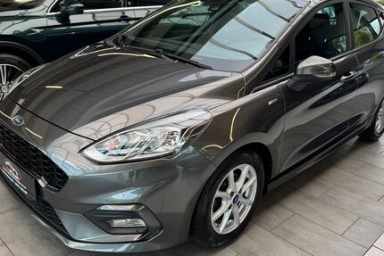 Ford Fiesta 83.000 km 12.900 &euro; Detmold 32758
