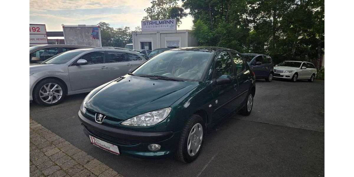 Peugeot 206 131.000 km 2.990 &euro; Bielefeld 33647