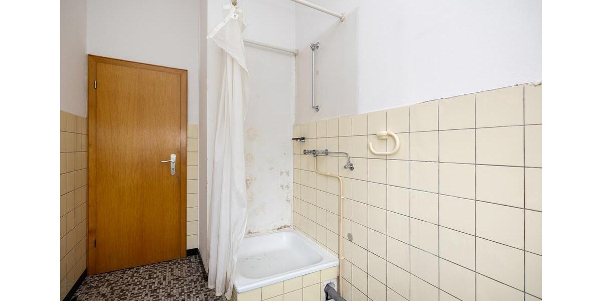 Markante Gewerbefläche mit unübersehbarem Auftritt in Detmold zu vermieten zimmer