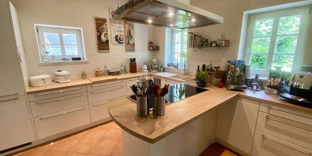 Idyllisches Fachwerkhaus mit Einliegerwohnung & Garten in Sennestadt 5 zimmer