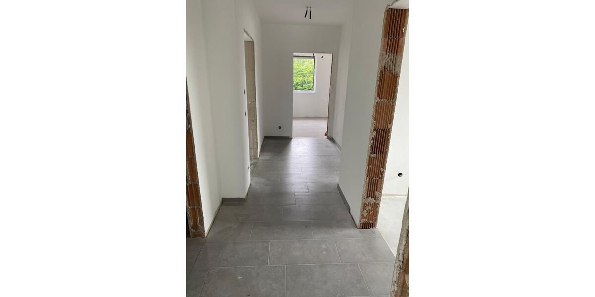 Dachgeschoßwohnung Hövelhof - 3 Zimmer, 70 m&sup2;, 956&euro; | Angebot:25353932