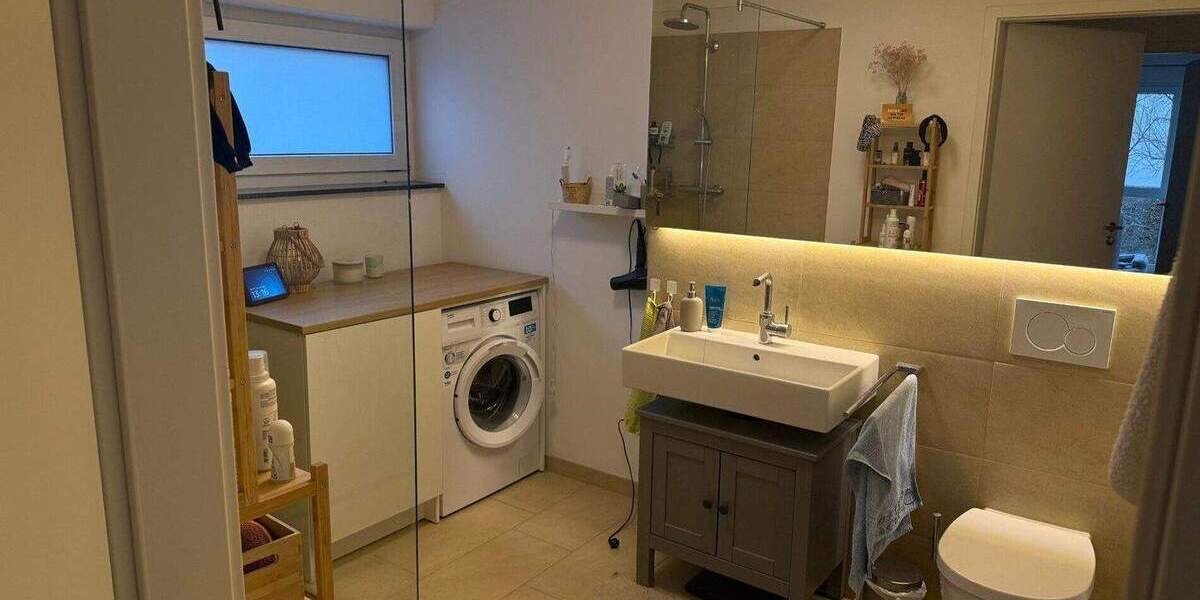 Etagenwohnung Bielefeld Innenstadt - 2 Zimmer, 74 m&sup2;, 890&euro; | Angebot:25706648