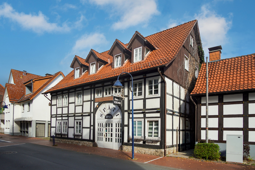 Top-Investment in Citylage – MFH mit Gewerbe in Massivbauweise mit attraktiver Fachwerkverblendung zimmer