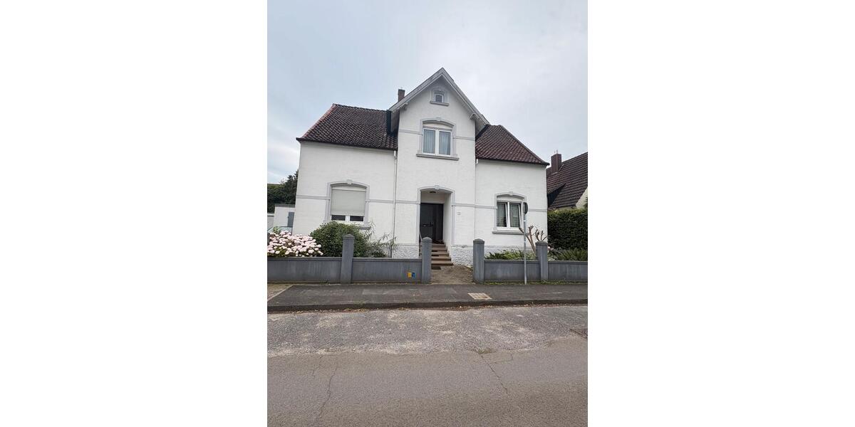 Einfamilienhaus Bünde - 7 Zimmer, 150 m&sup2;, 275.000&euro; | Angebot:27003178