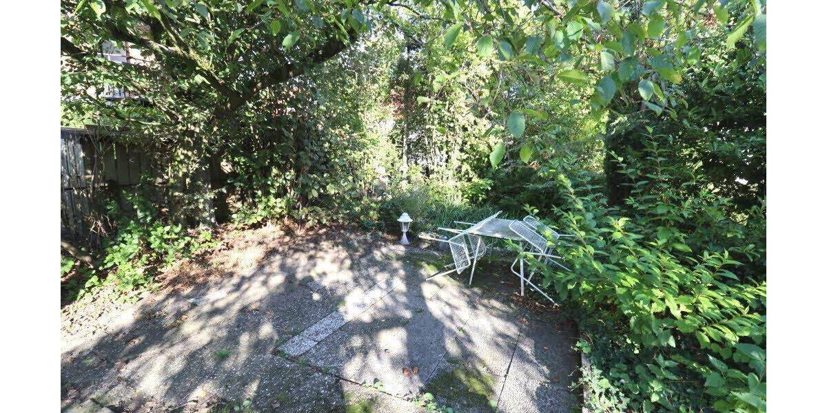 4 Zimmer-Eigentumswohnung mit separatem Apartment für Gartenliebhaber 5 zimmer