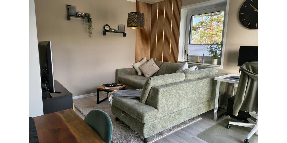 Dachgeschoßwohnung Schloß Holte-Stukenbrock Stukenbrock - 2 Zimmer, 57 m&sup2;, 700&euro; | Angebot:25635946