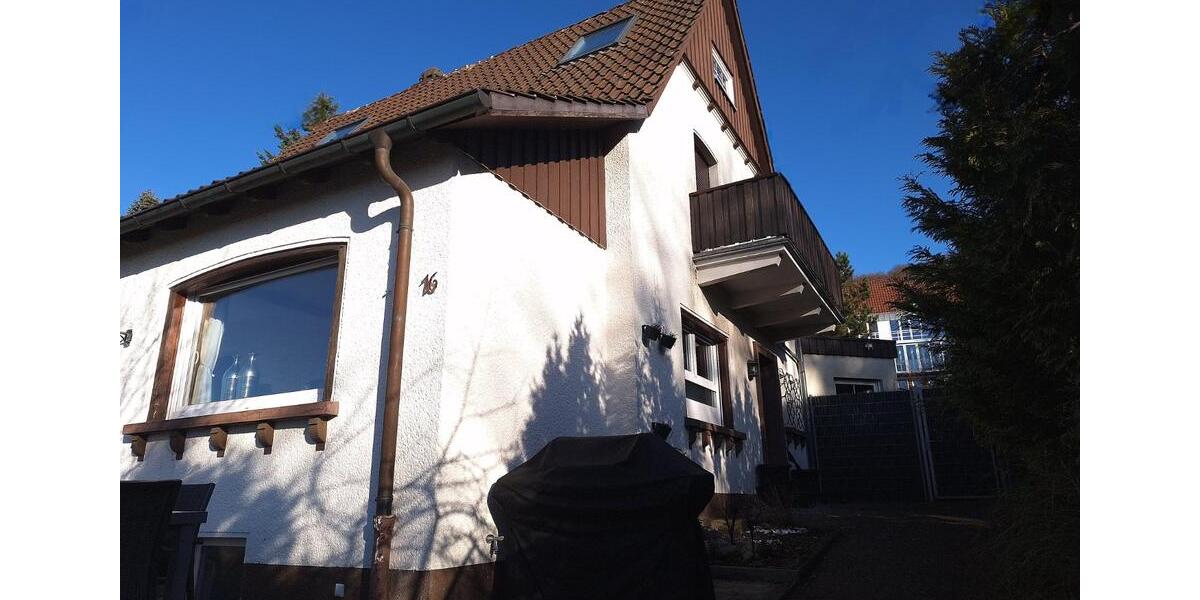 Zwei auf einen Streich in Top Lage am Südhang in Brackwede 9 zimmer