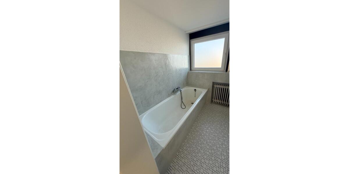 Dachgeschoßwohnung Bad Salzuflen Ehrsen-Breden - 3 Zimmer, 74 m&sup2;, 700&euro; | Angebot:26256327