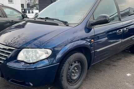 Chrysler Voyager 233.500 km 2.950 &euro; Bielefeld 33659
