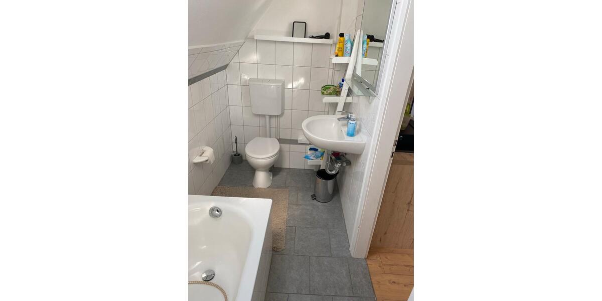 Dachgeschoßwohnung Herford Falkendiek - 3 Zimmer, 55 m&sup2;, 615&euro; | Angebot:26502739