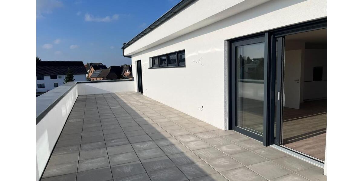 Offene Neubauwohnung mit großer Terasse 3 zimmer