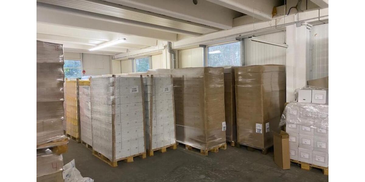 Gewerbehalle 300 qm zimmer