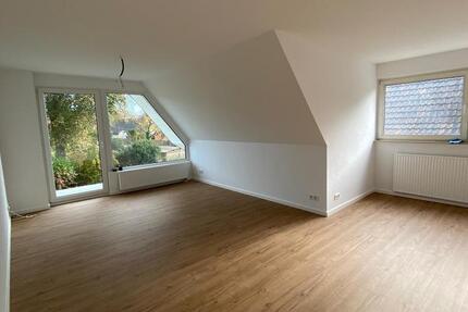 Helle 4-Zimmer-Wohnung mit Balkon im 1. OG in Kattenstroth 2 zimmer