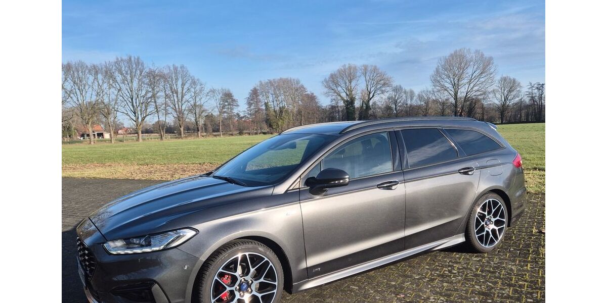 Ford Mondeo 80.000 km 22.900 &euro; Rheda-Wiedenbrück 33378