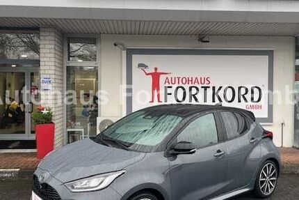 Toyota Yaris 2.980 km 28.790 &euro; Bielefeld 33689