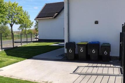 Wohnung Lage - 3 Zimmer, 125 m&sup2;, 900&euro; | Angebot:26444013