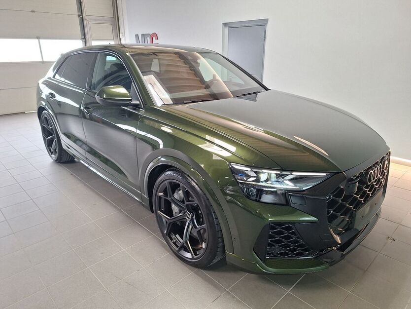 Audi RSQ8 3.980 km 159.900 € Gütersloh 33334