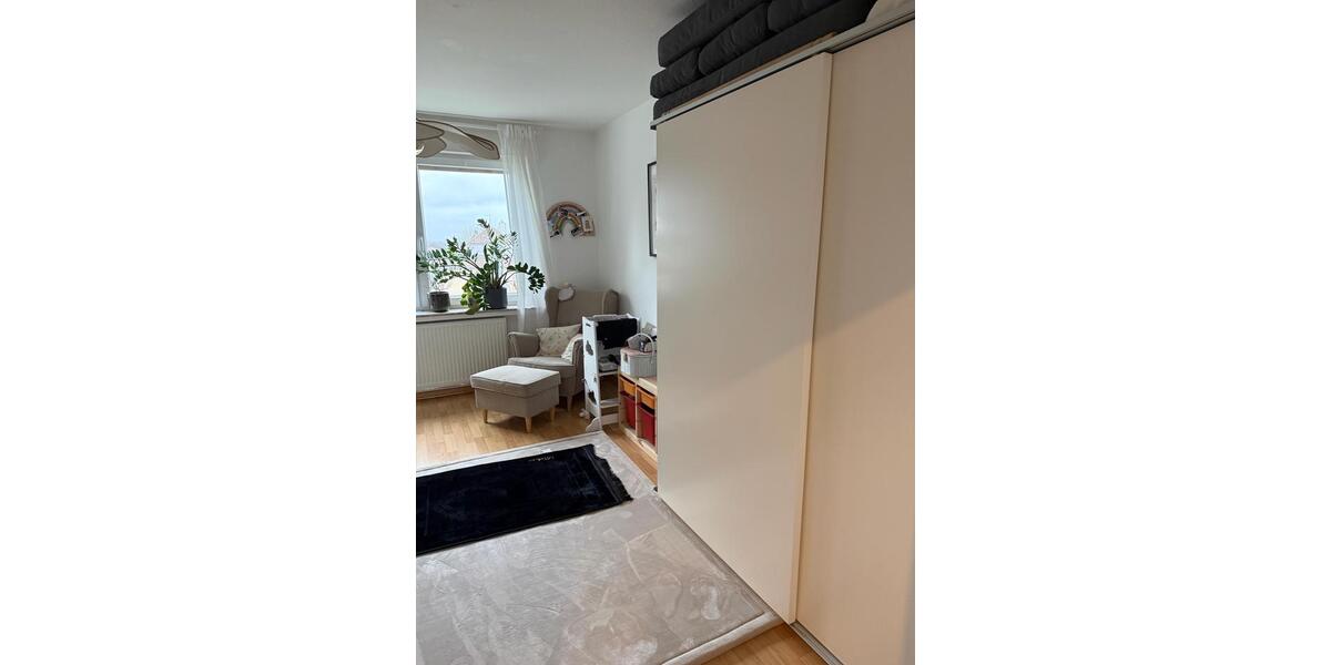 Etagenwohnung Bielefeld Brackwede - 3 Zimmer, 90 m&sup2;, 1.050&euro; | Angebot:25721928