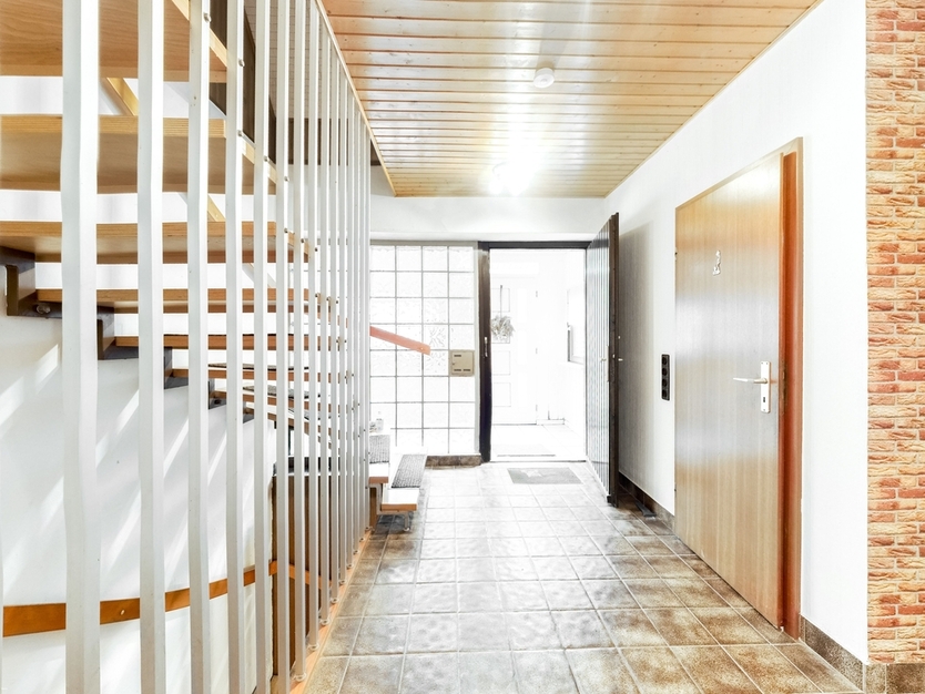 Mit 3D: Endlich Zuhause! Großzügige Familienidylle - riesen Gartenparadies mit zahlreichen Obstbäumen. 9 zimmer