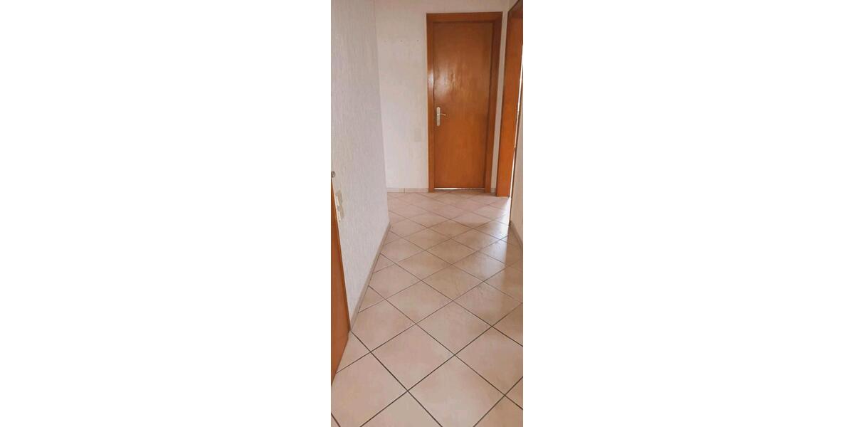 Etagenwohnung Bielefeld Heepen - 4 Zimmer, 75 m&sup2;, 600&euro; | Angebot:26225023