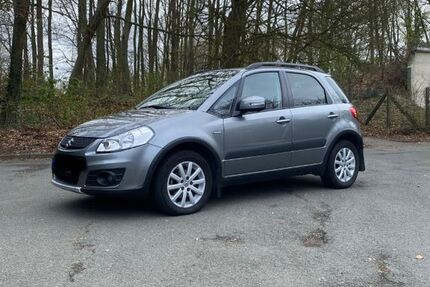 Suzuki SX4 43.999 km 7.150 &euro; Bielefeld 33699