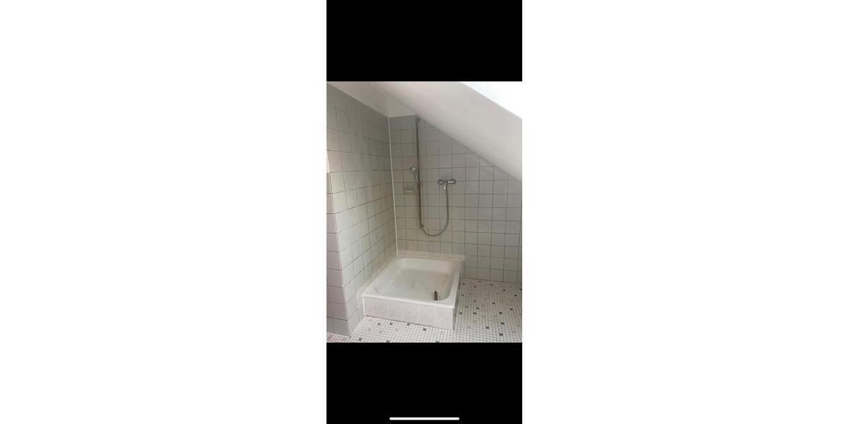 Dachgeschoßwohnung Vlotho - 1 Zimmer, 44 m&sup2;, 550&euro; | Angebot:26150902