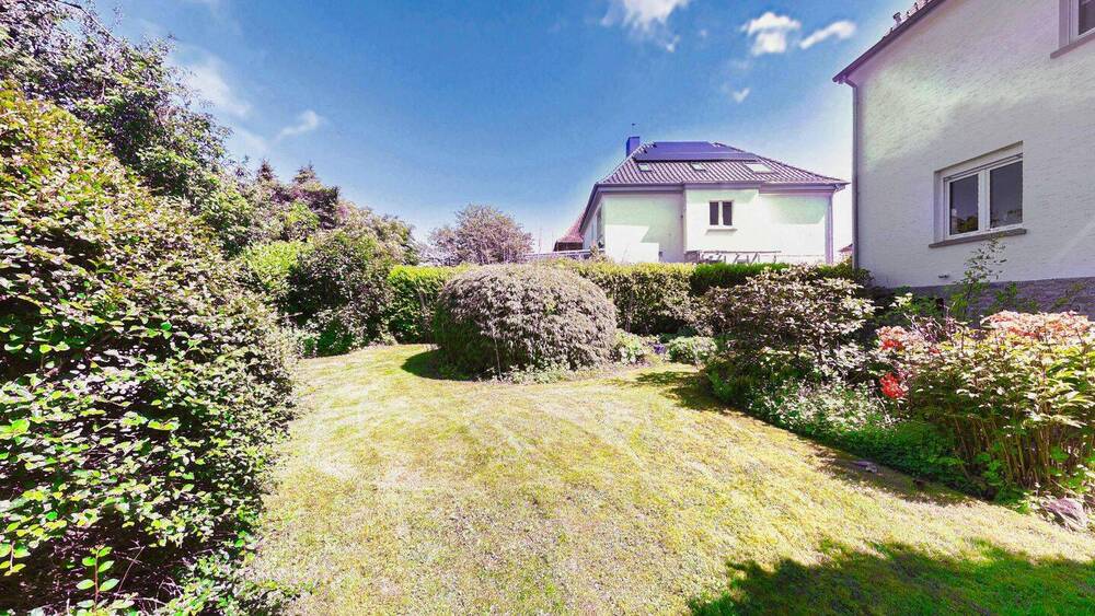 Einfamilienhaus Detmold Innenstadt - 7 Zimmer, 200 m&sup2;, 448.000&euro; | Angebot:26868756