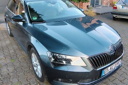 Skoda Superb 136.000 km 18.500 &euro; Verl 33415