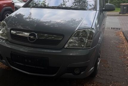 Opel Meriva 111.000 km 2.800 &euro; Halle (westf.) 33790