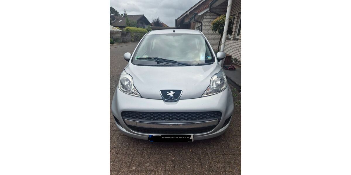Peugeot 107 128.500 km 1.900 &euro; Schloß Holte-Stukenbrock 33758