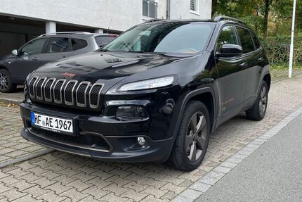 Jeep Cherokee 150.000 km 14.600 € Herford 32051
