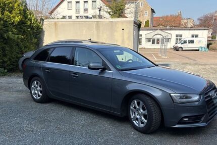 Audi A4 240.000 km 8.850 &euro; Detmold 32756
