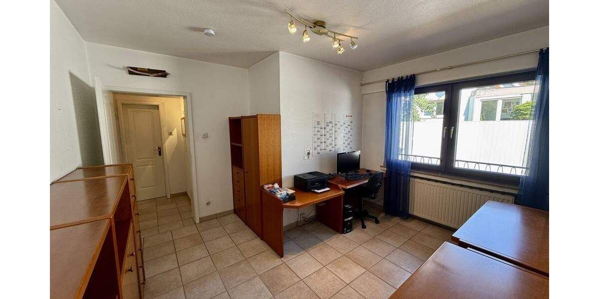 Bungalow Lage - 7 Zimmer, 208 m&sup2;, 339.000&euro; | Angebot:25780599