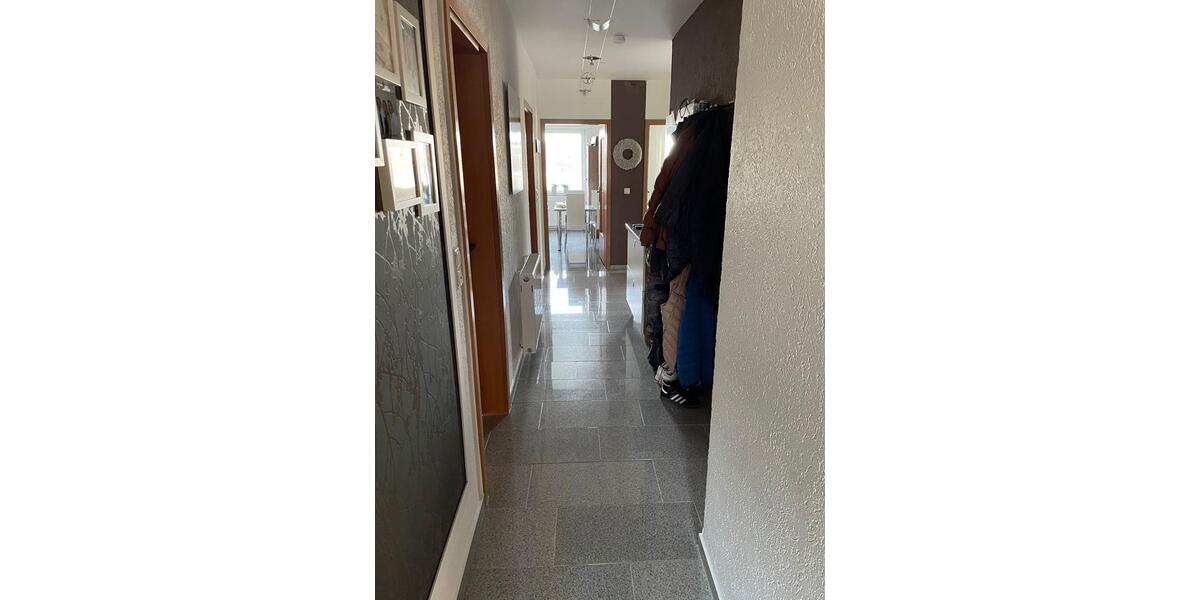 Etagenwohnung Herford - 4 Zimmer, 120 m&sup2;, 960&euro; | Angebot:26397826