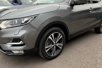 Nissan Qashqai 59.800 km 15.890 € Lage 32791