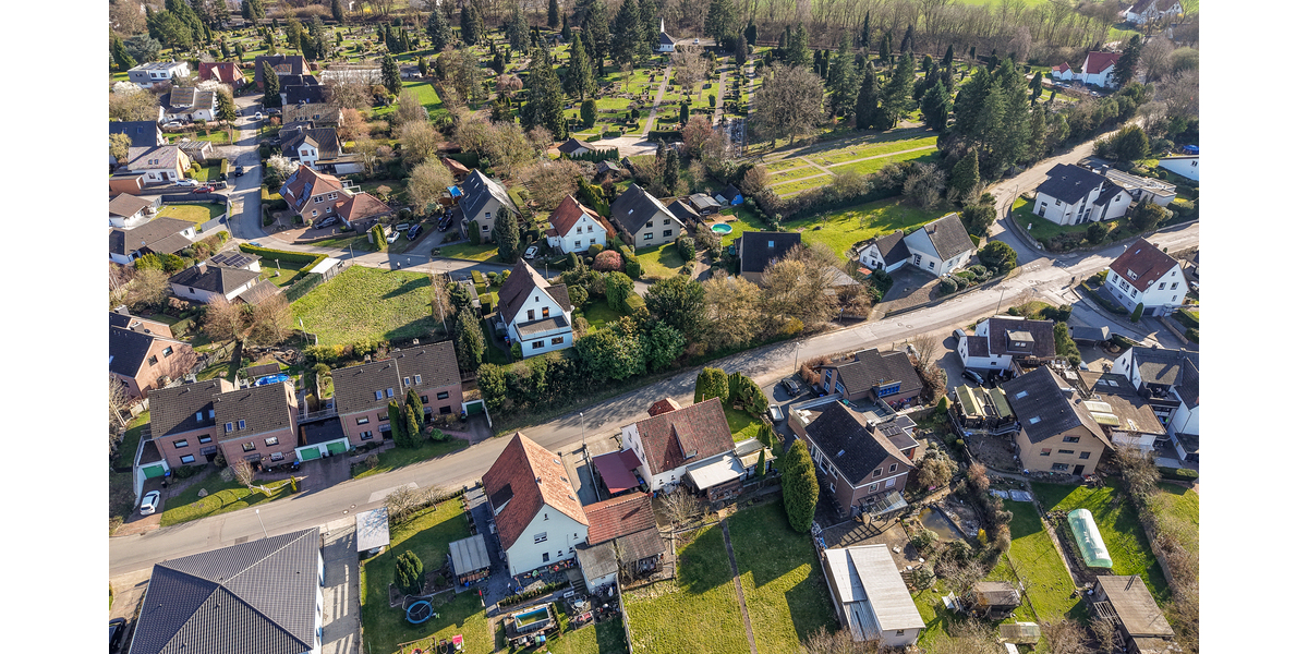 Ein- bis Zweifamilienhaus mit Wintergarten, großem Grundstück und vielseitigen Nutzungsmöglichkeiten - Zweifamilienhaus Löhne | Angebot:26381348